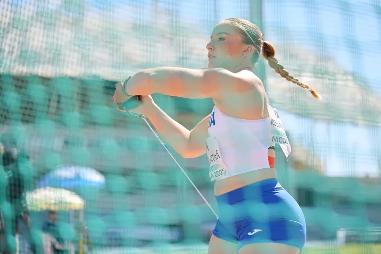 Alexandra Kollárovičová kladivo